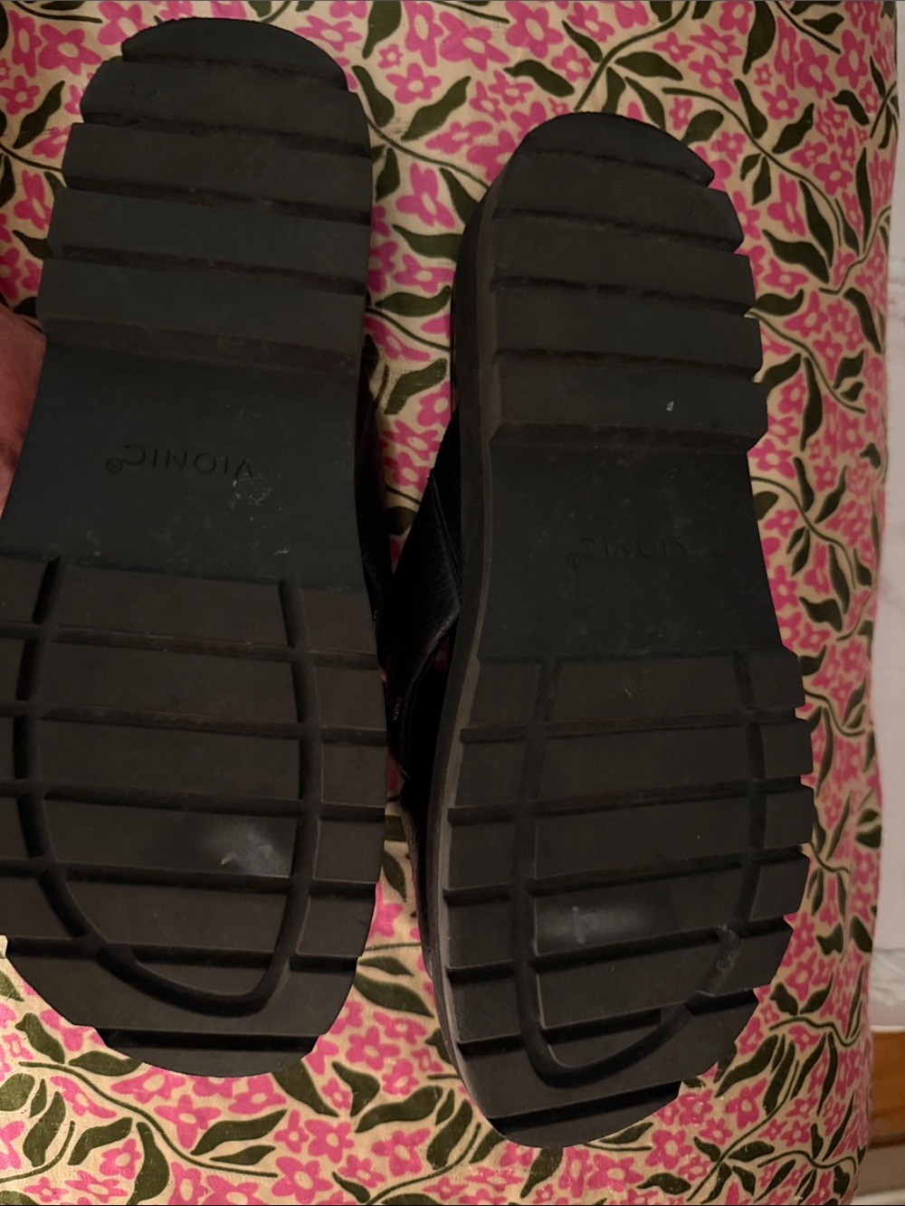Vionic Vesta black platform sandals women’s size 10 - Picture 4 of 6